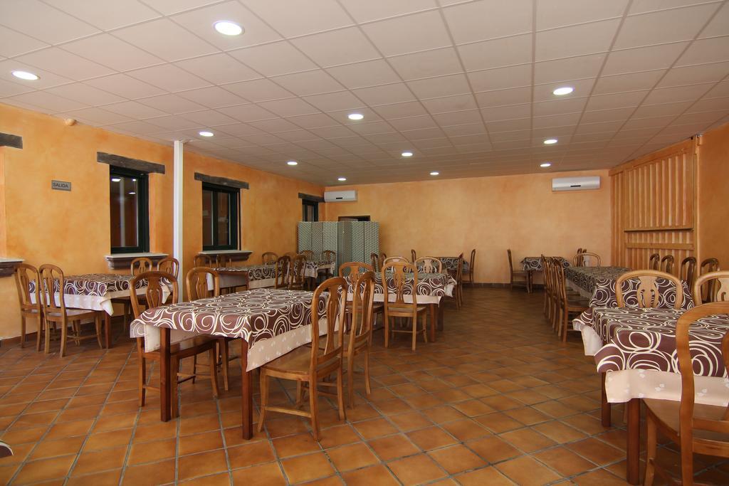 Hotel Rural Hojaranzos Tejeda Del Tietar Ngoại thất bức ảnh