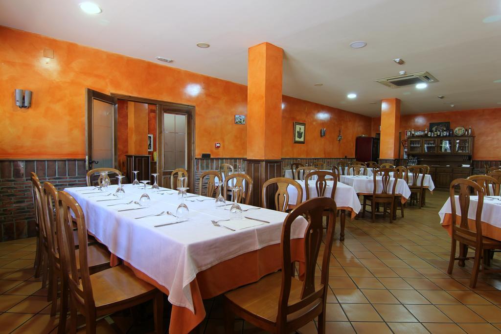 Hotel Rural Hojaranzos Tejeda Del Tietar Ngoại thất bức ảnh