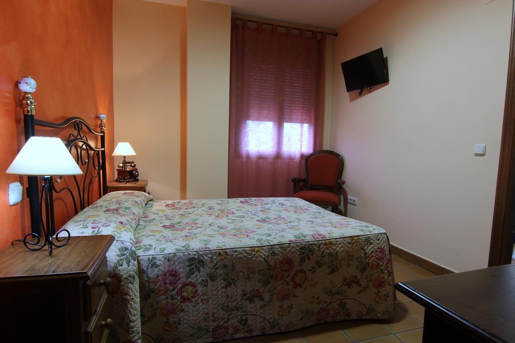 Hotel Rural Hojaranzos Tejeda Del Tietar Ngoại thất bức ảnh