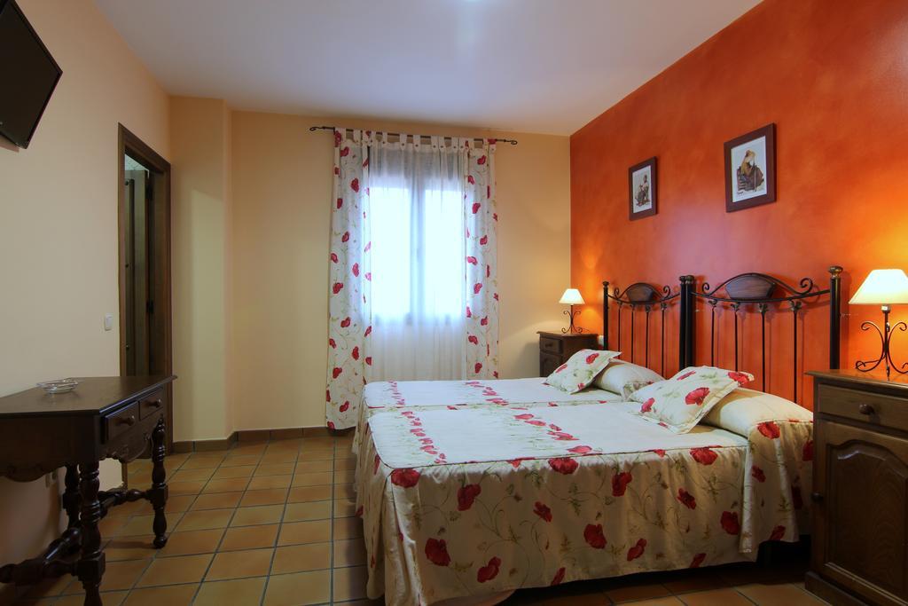 Hotel Rural Hojaranzos Tejeda Del Tietar Ngoại thất bức ảnh